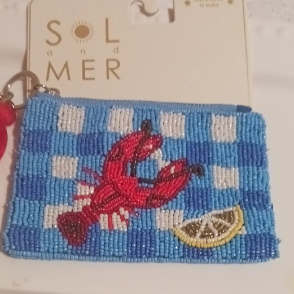 Gorgeous! Blue Beaded Gingham Check Lobster Coin Purse with Red Tassel 🦞⚜️🦞⚜️ - Picture 8 of 9